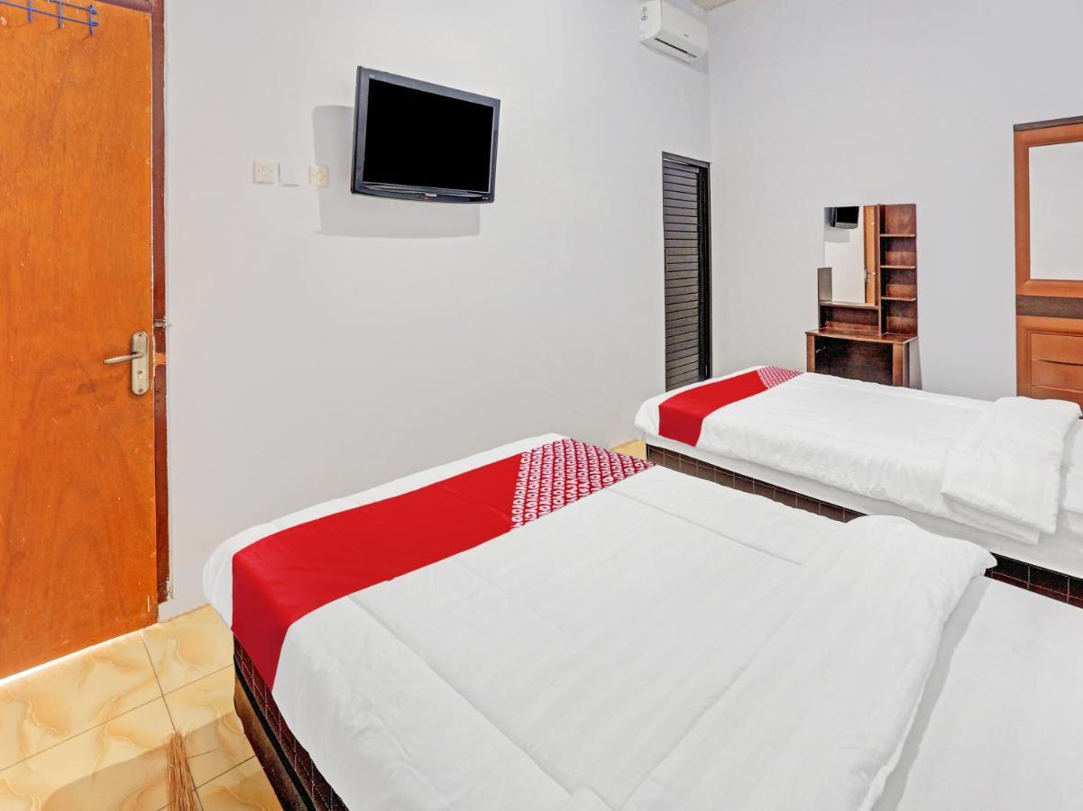 Hotel Oyo 90344 Wijayanti Banyuwangi  Esterno foto