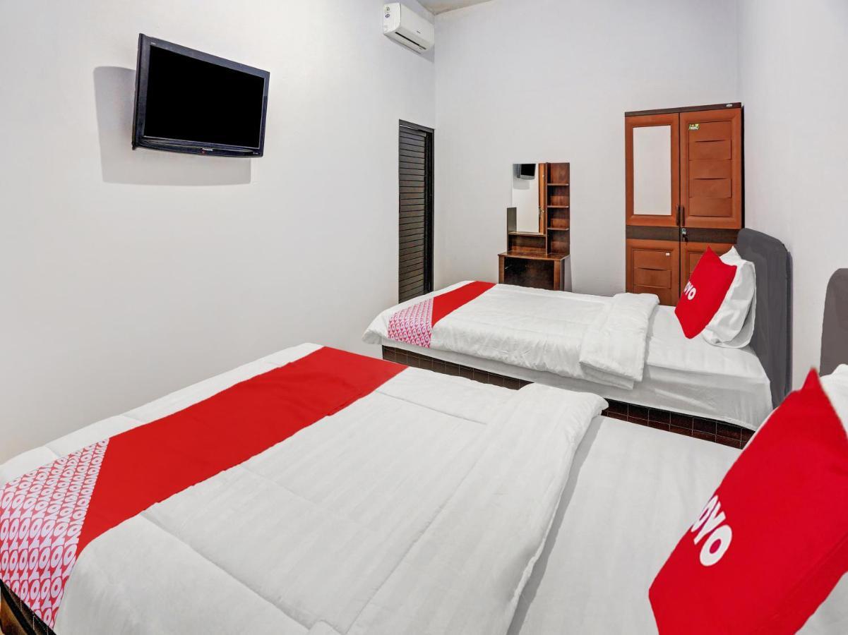 Hotel Oyo 90344 Wijayanti Banyuwangi  Esterno foto